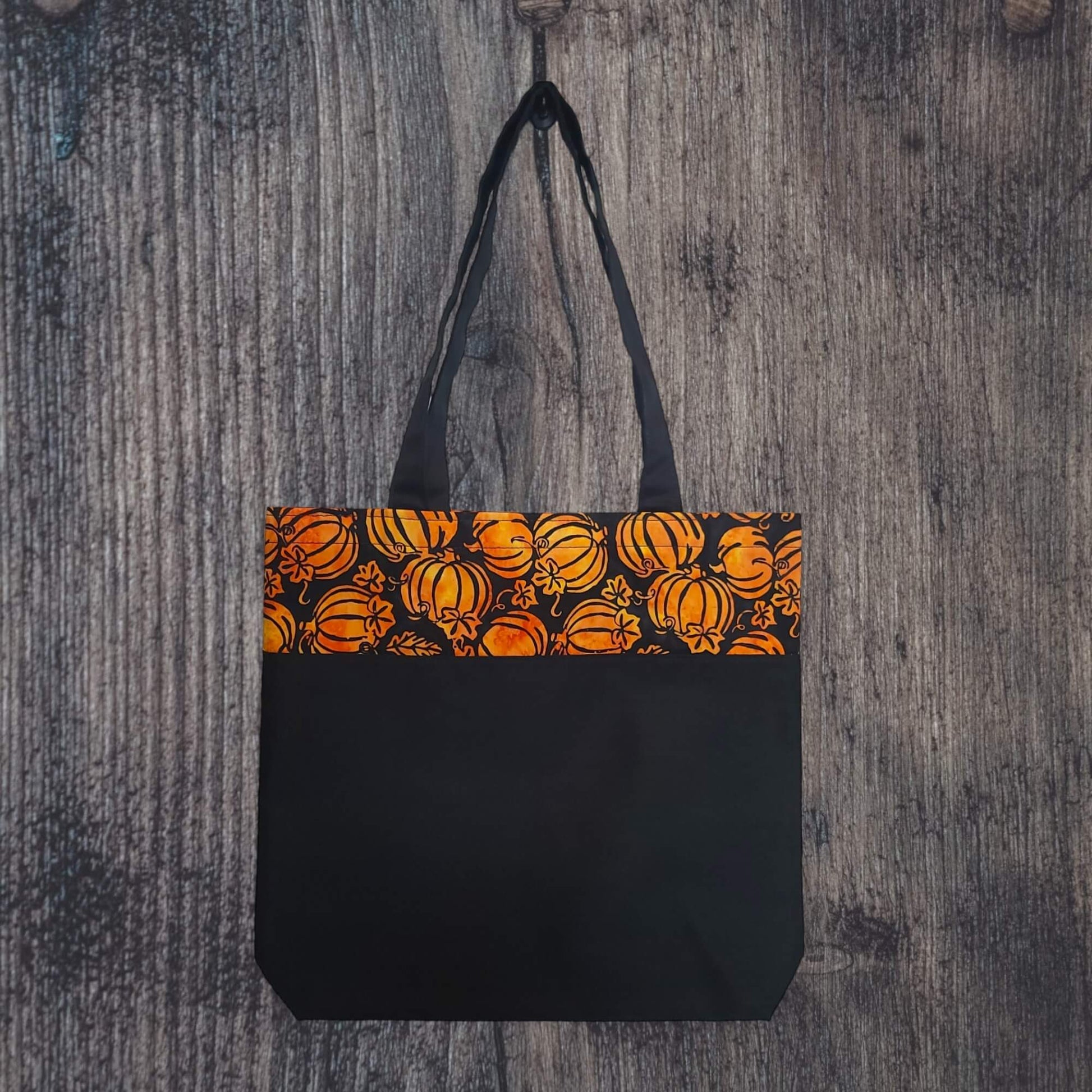 our accent tote bag featuring our Pottsfield pattern.